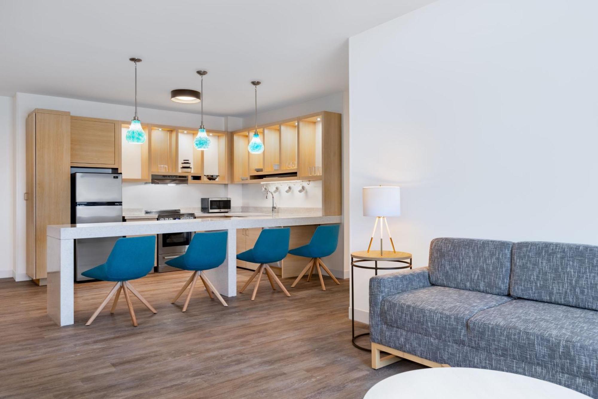 Hotel Towneplace By Marriott At Spire Academy